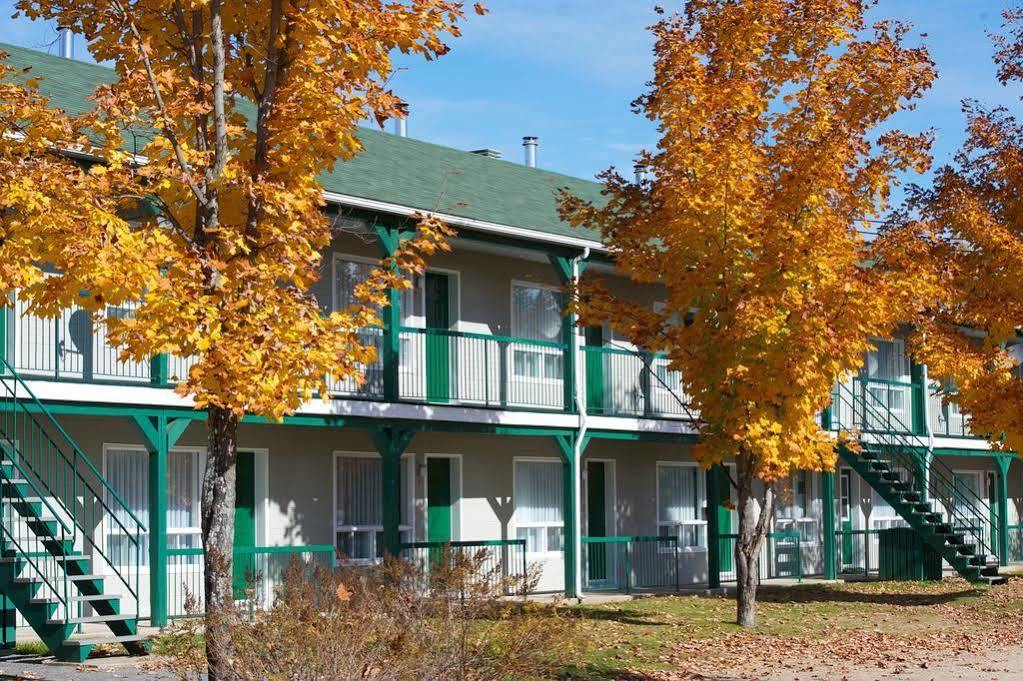 Floribell Station Touristique Hotel Trois-Rivieres Ngoại thất bức ảnh